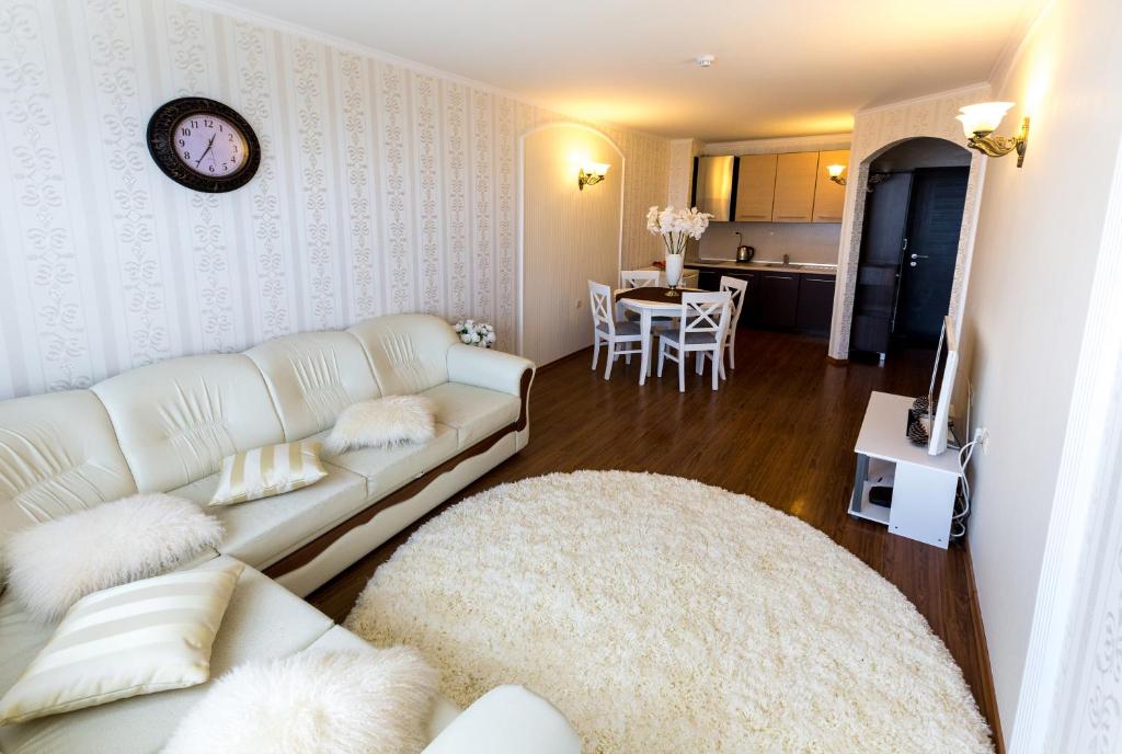 Europroperties Sirena Apartaments photo 3