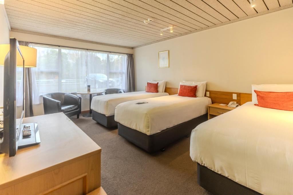 Kingsgate Hotel Te Anau Room Type - Standard Triple Room
