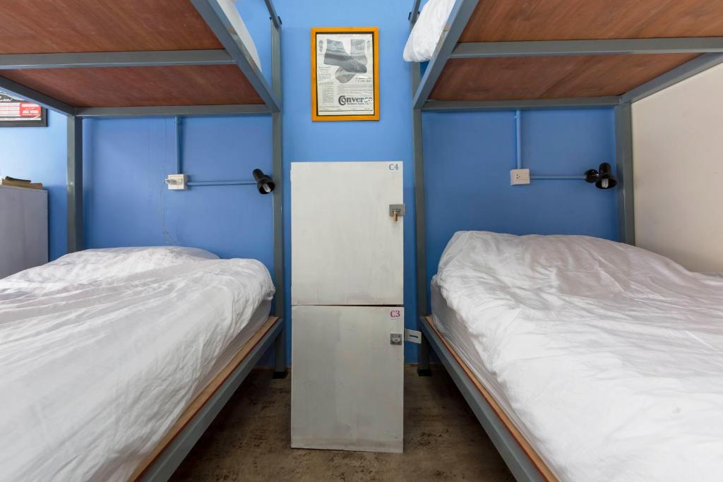 Номер (Кровать в общем 8-местном номере для мужчин и женщин), Fun Wan Hostel Bangkok