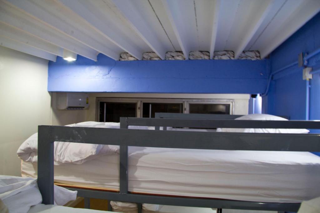 Номер (Кровать в общем 6-местном номере для мужчин и женщин), Fun Wan Hostel Bangkok