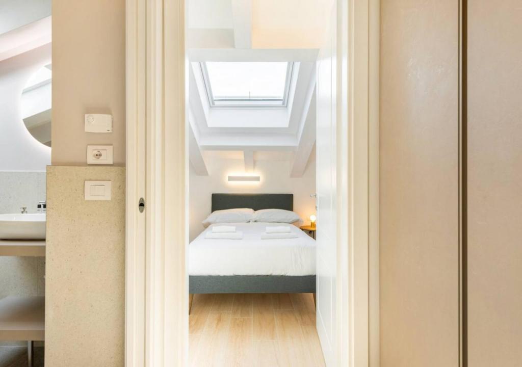 JOIVY Premium Apartments - Trieste Mazzini - Tap to explore photos