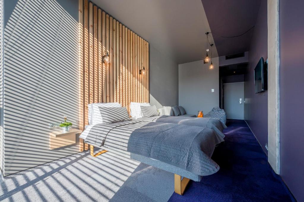 Трехместный (Двухместный номер Делюкс с 1 кроватью), Urbihop Hotel