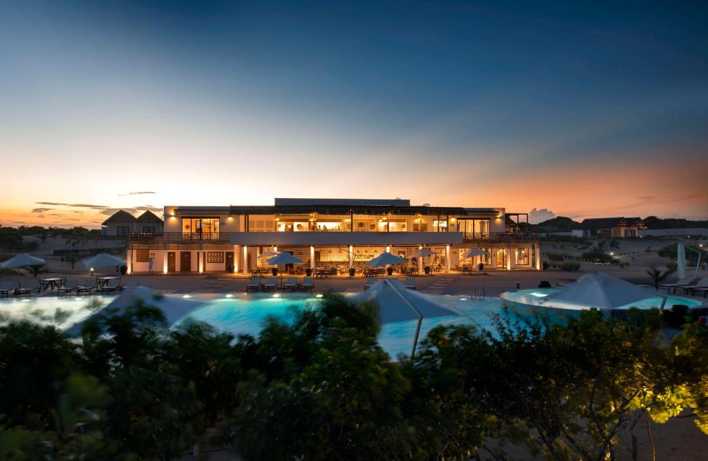 Mequfi Beach Resort photo 1