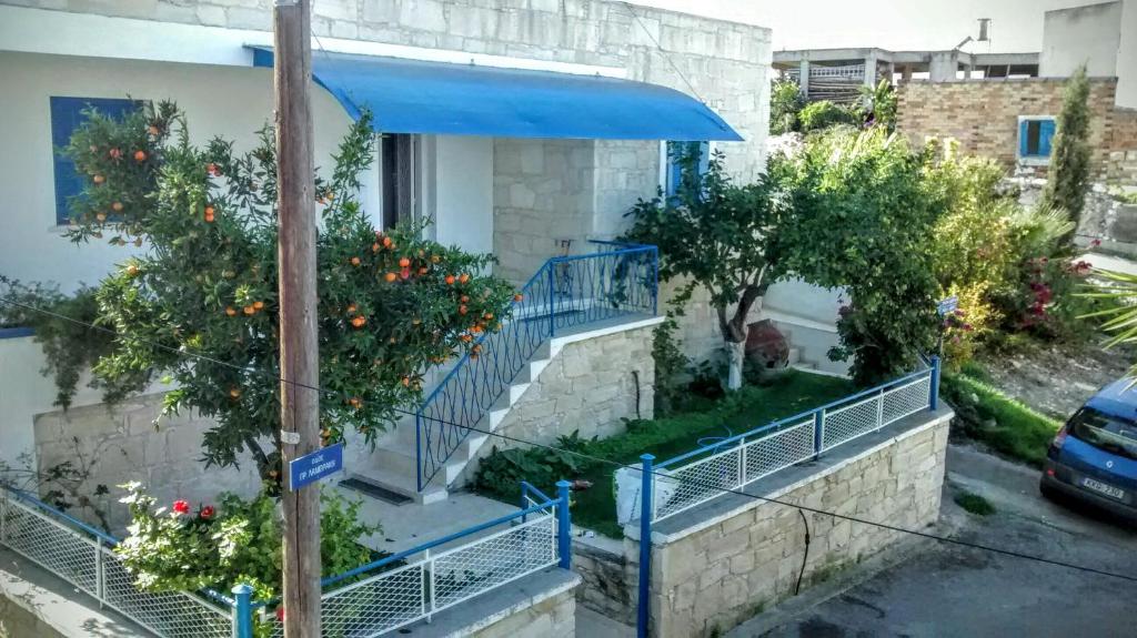 Tzionis Petroktisto Holidays Stonehouse photo 1