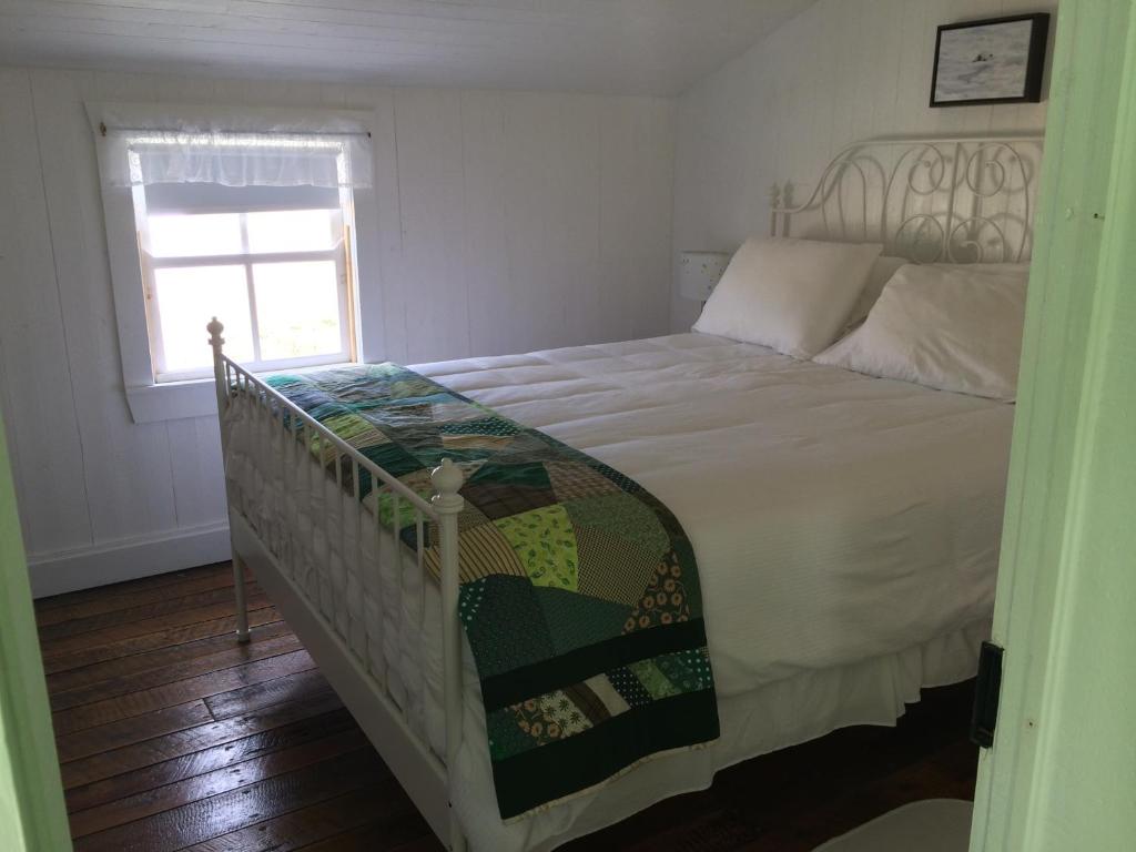 The Old Salt Box Co. - Grandma Lilly's photo 4