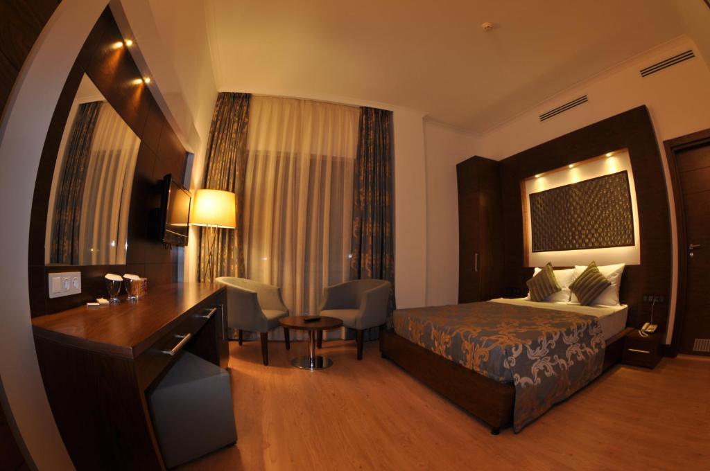 Small Beach Hotel photo 4