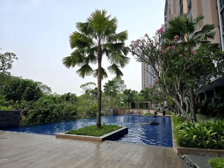 Cozy Fully Furnished 2BR Apartment NavaPark BSD photo 4