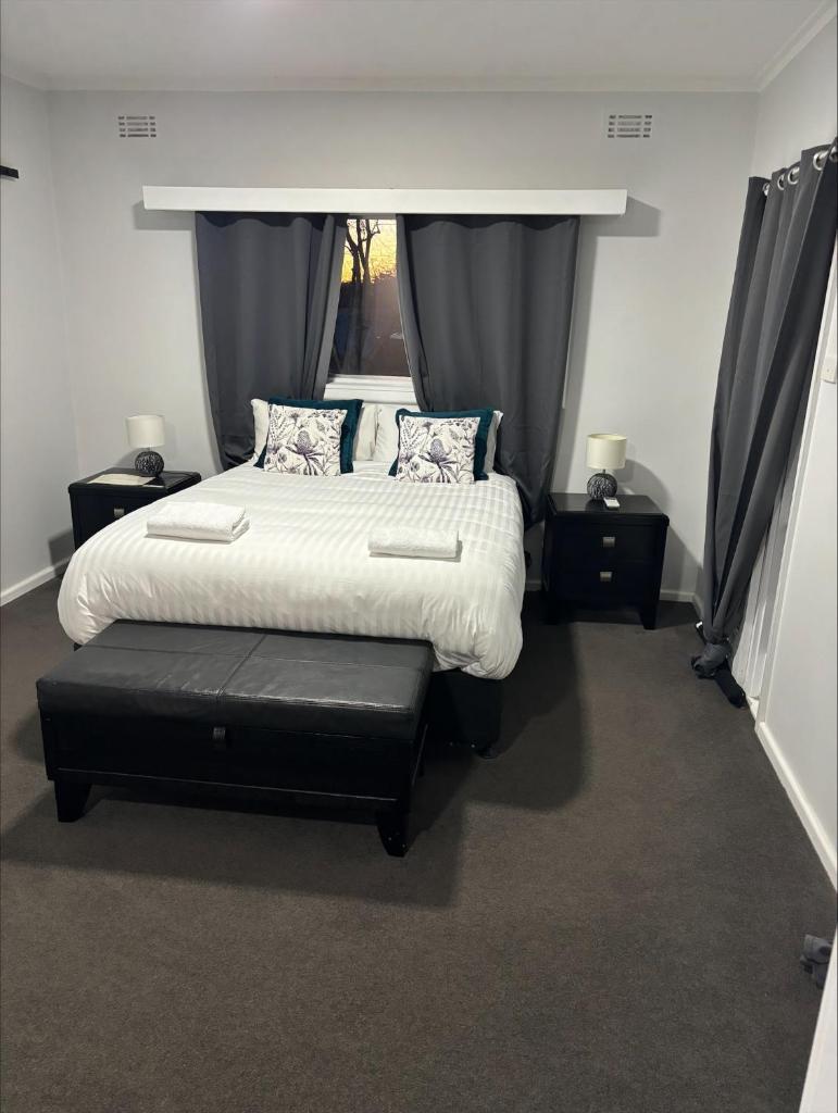 Myrtleford Hotel