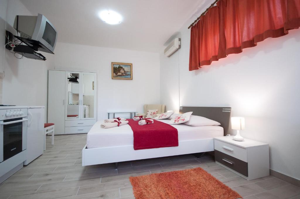 Apartments Srijemsi photo 2