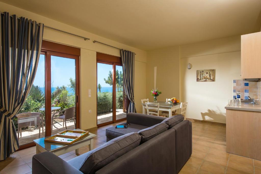 Triopetra Notos Hotel Room Type - Studio (3 Adults)