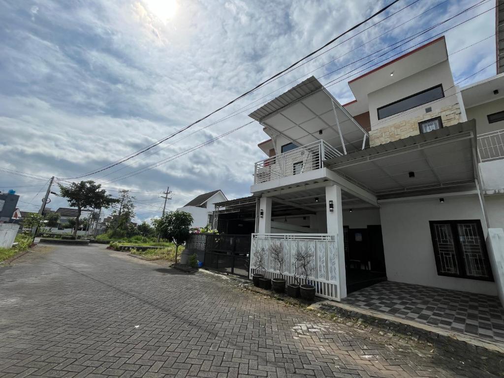 MP Villa Palmiers B3 Malang photo 2