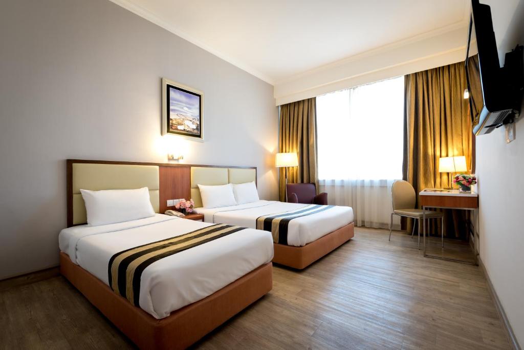 Трехместный (Улучшенный трехместный номер), Hotel Sentral Pudu @ City Centre / Bukit Bintang