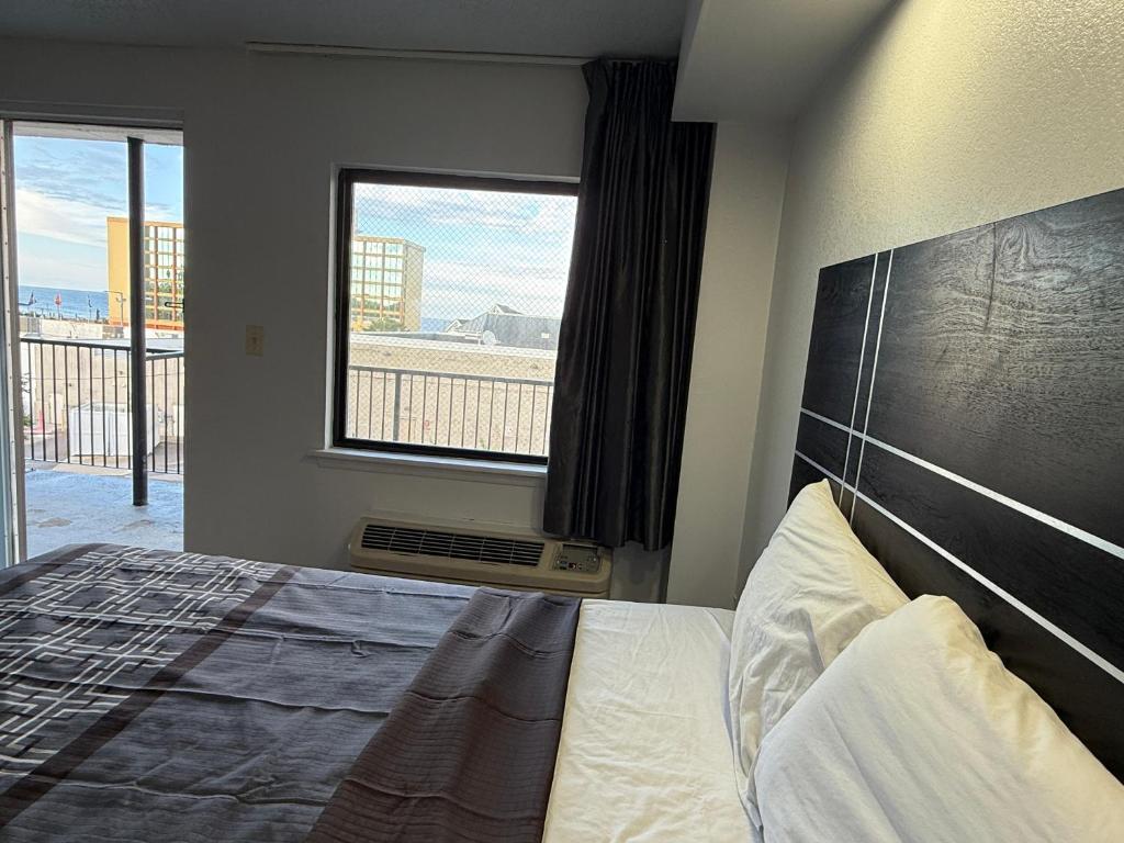 Blue Marlin Motel Room Type - Standard Room with Two Double Beds