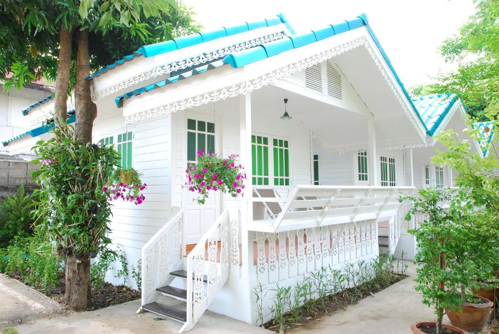 Baan Luang Harn photo 1
