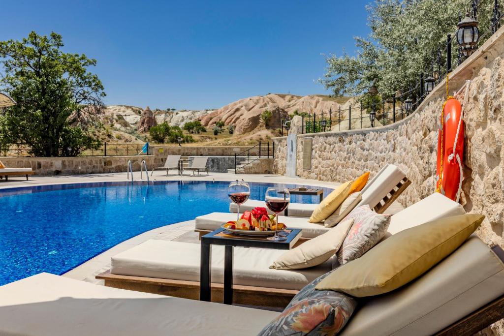 MDC Cave Hotel Cappadocia - Tap to explore photos