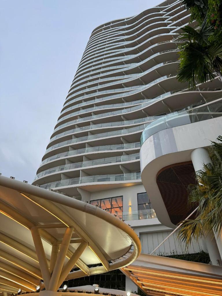 The Luxury Studio in Citadines Ha Long - Tap to explore photos