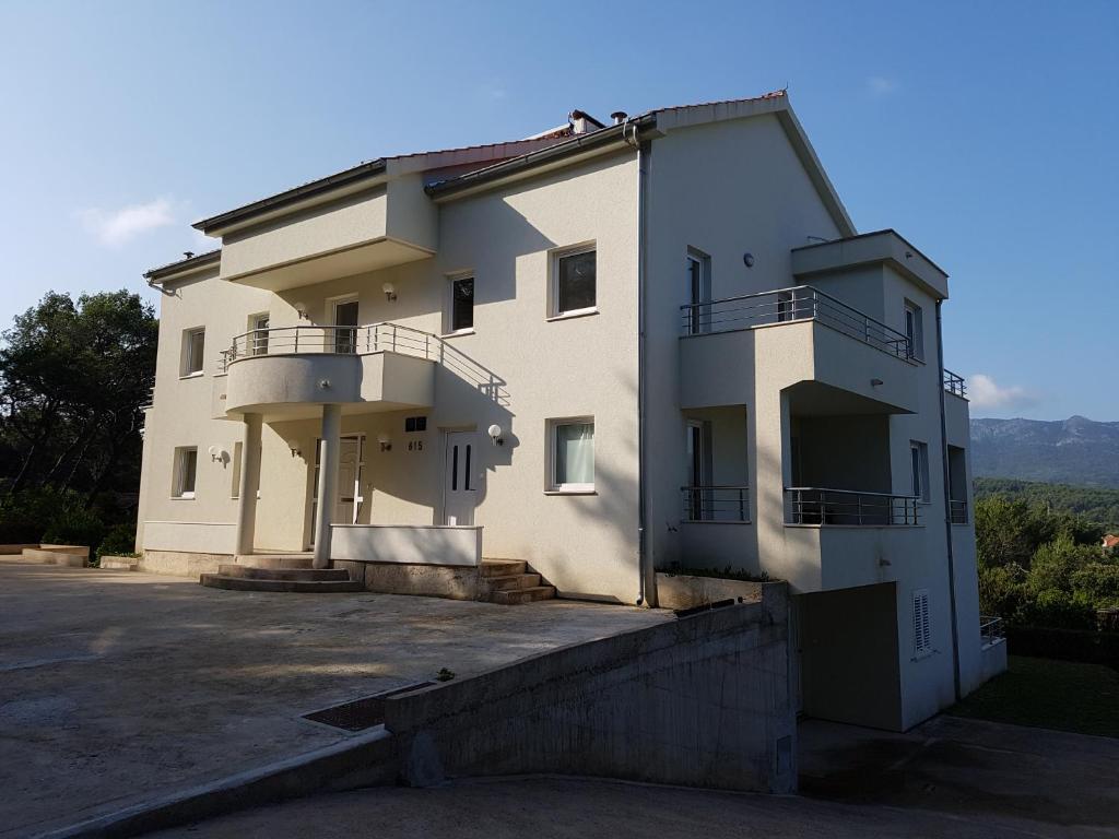Apartments Villa Maslinica photo 1
