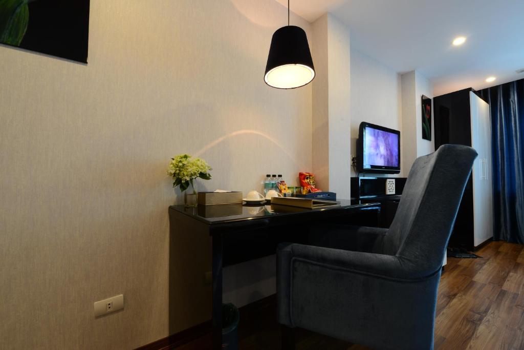 Сьюит (Люкс с балконом), Hanoi Emerald Waters Hotel & Spa