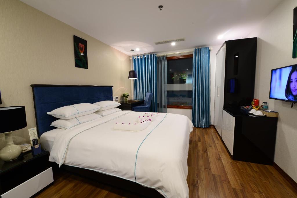 Двухместный (Двухместный номер Делюкс с 1 кроватью), Hanoi Emerald Waters Hotel & Spa