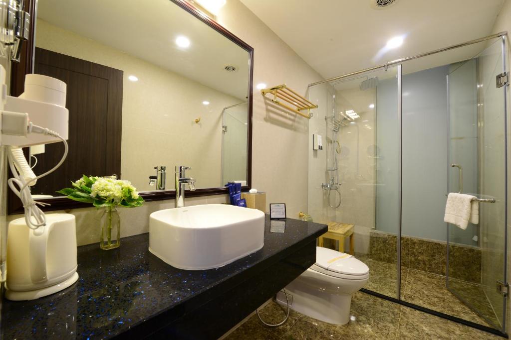Двухместный (Двухместный номер Делюкс с 1 кроватью), Hanoi Emerald Waters Hotel & Spa