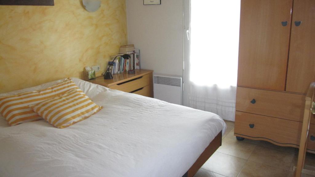 Apartamento con Jardín photo 4