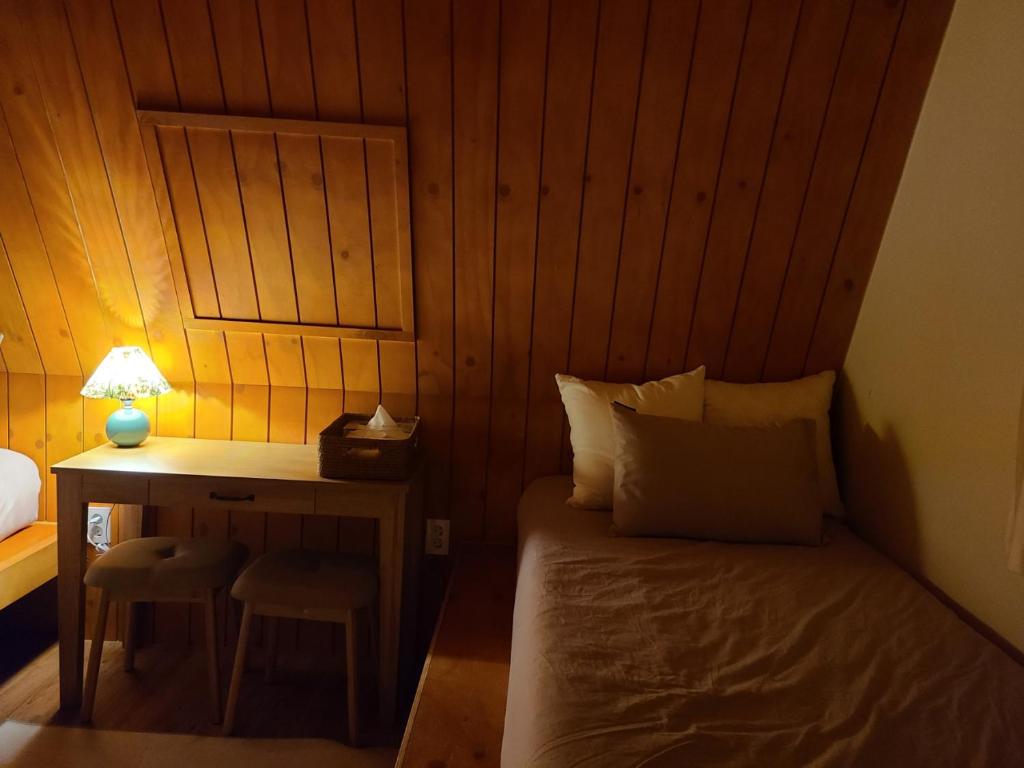 Batwo Stay - For foreigners only - Tap to explore photos