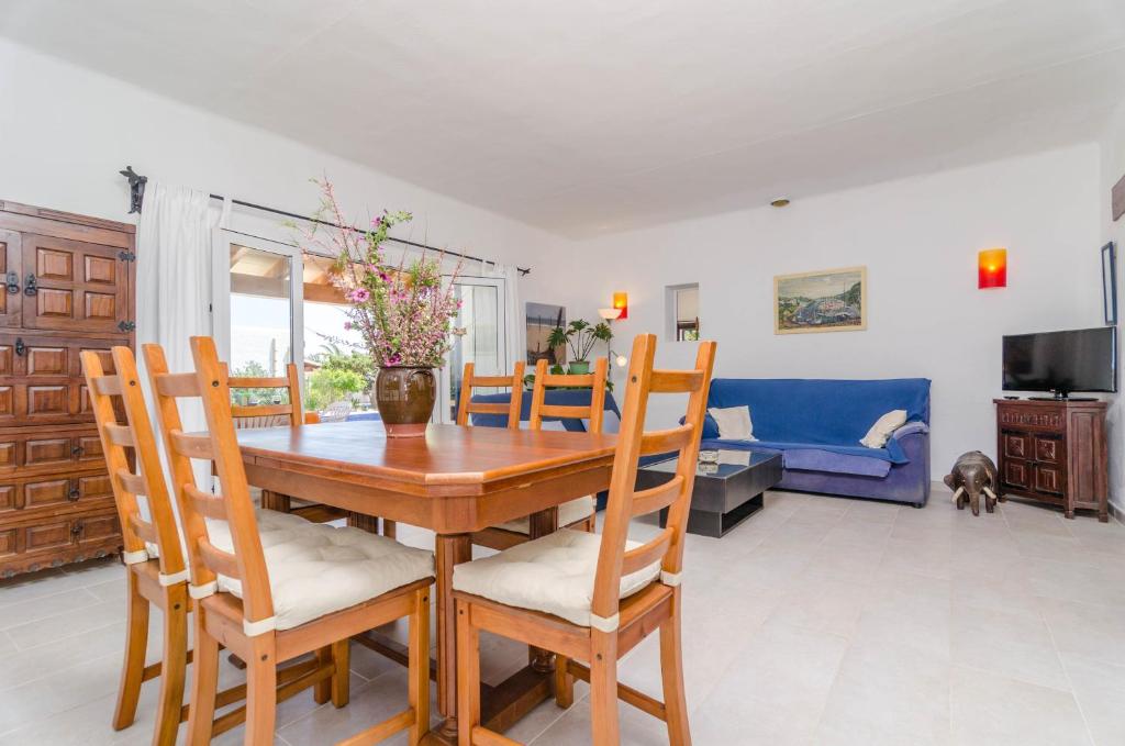 Villa Cala Esmeralda photo 3
