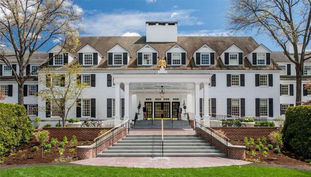 Woodstock Inn & Resort image