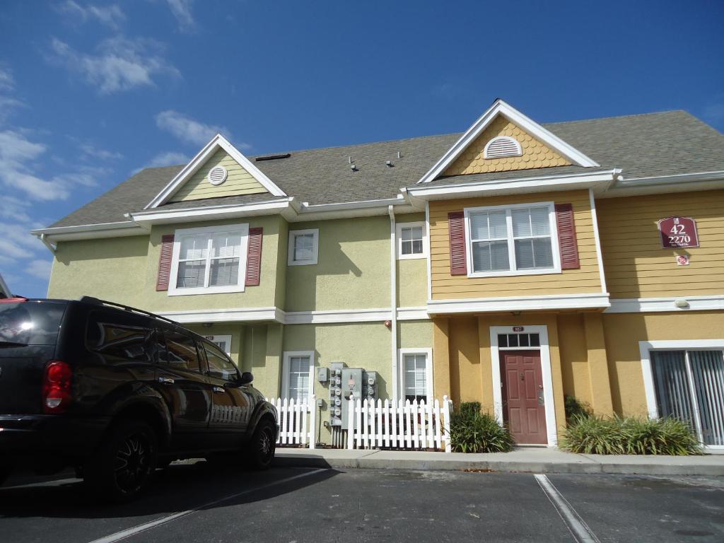True Happiness, Housing Near Disney Word image