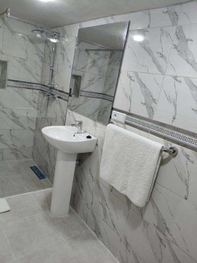 Dar Essaki 1886 Room Type - Quadruple Room with Bathroom