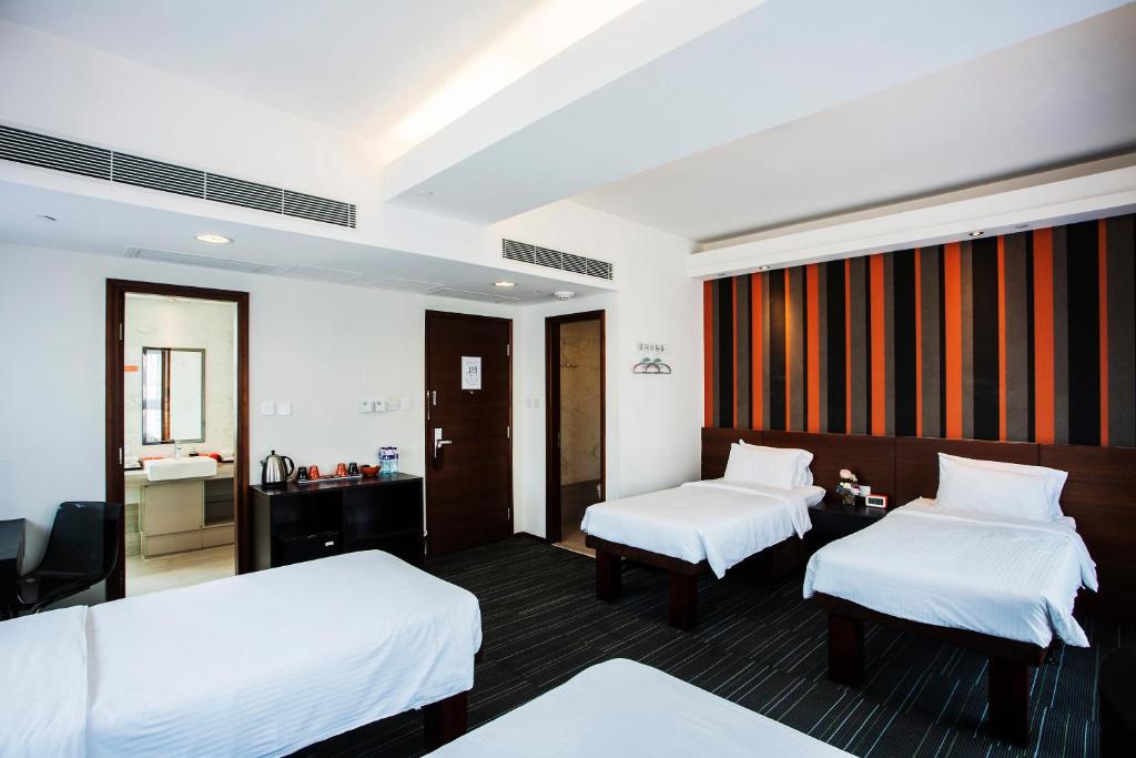 Четырехместный (Четырехместный люкс), Le Prabelle Hotel