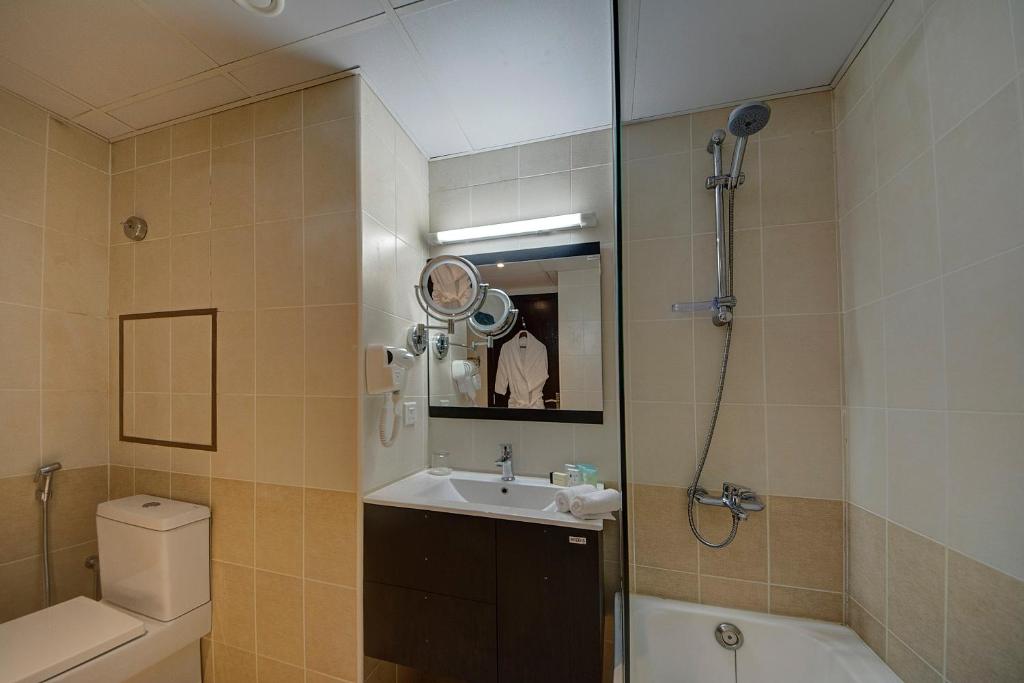 Одноместный (Одноместный номер Делюкс с видом на море), Отель Ajman Beach Hotel