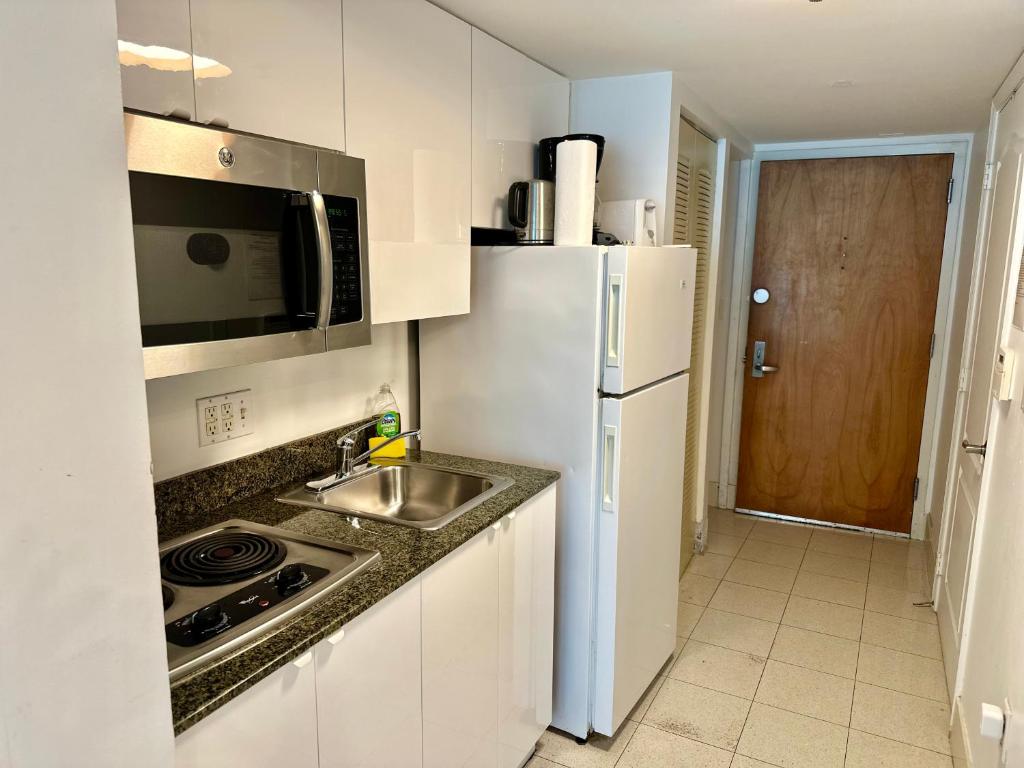Executive Corporate Rental Room Type - Studio Apartment