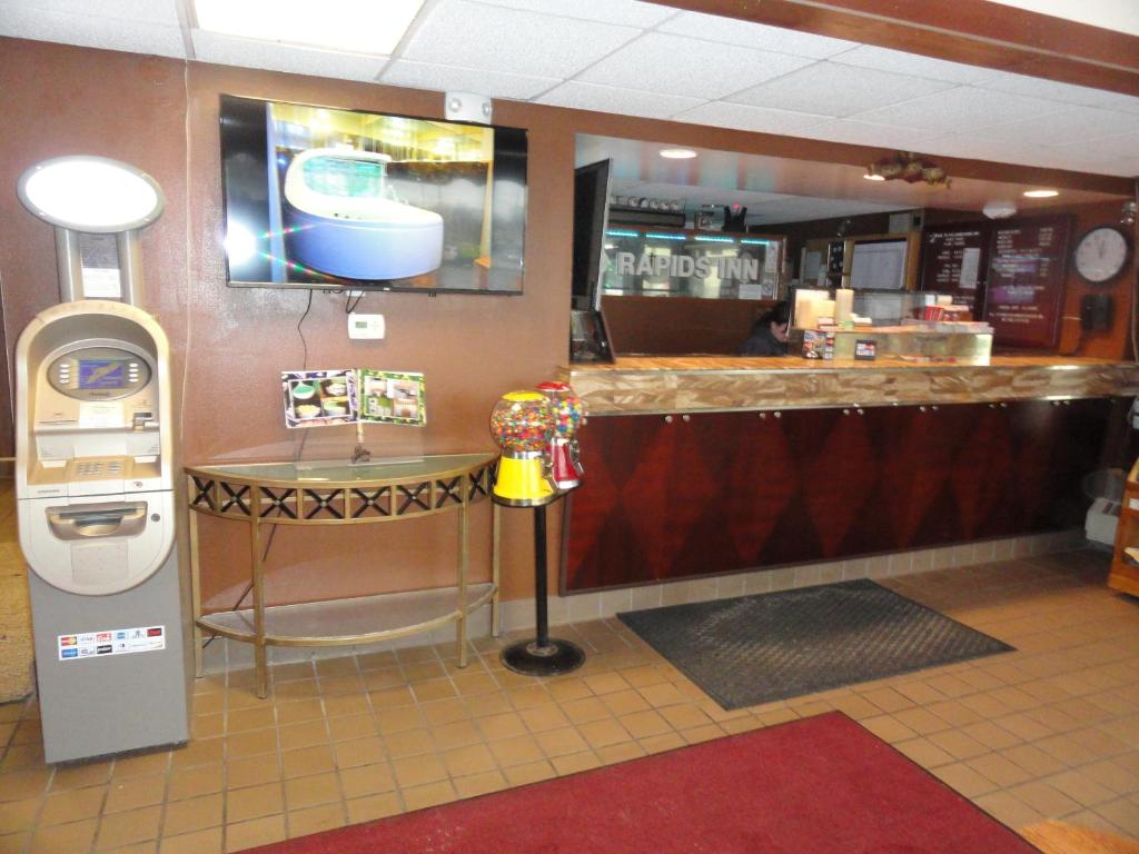 Grand Rapids Inn photo 1