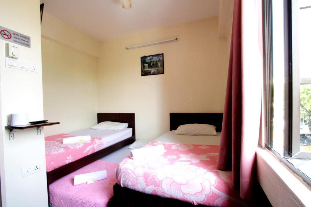 Трехместный (Трехместный номер), Broadway Budget Hotel