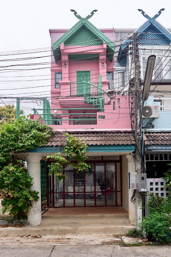 Emily Home 3BR Old Town Chiang Mai by Beginning With, Chiang Mai
