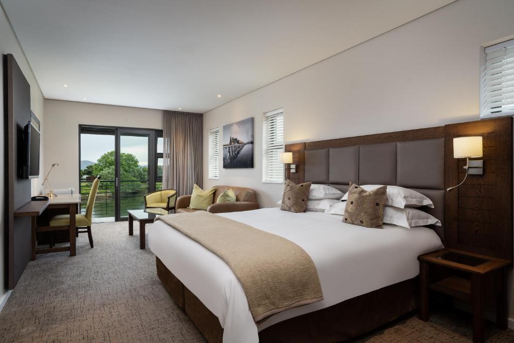 Premier Resort The Moorings, Knysna - Tap to explore photos
