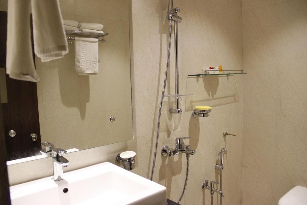 Сьюит (Люкс с видом на город), Regenta Inn Larica