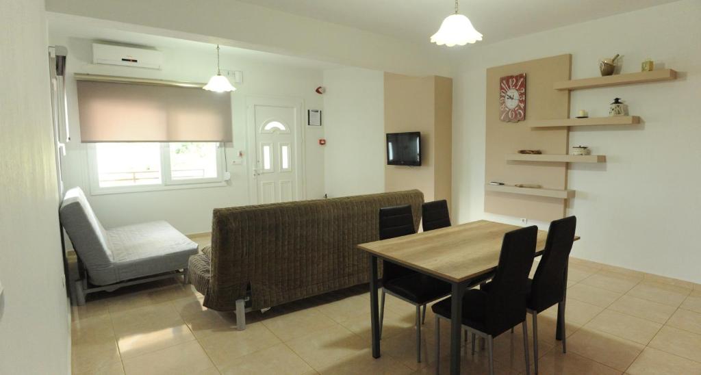 ONITES Elegant Suites photo 4