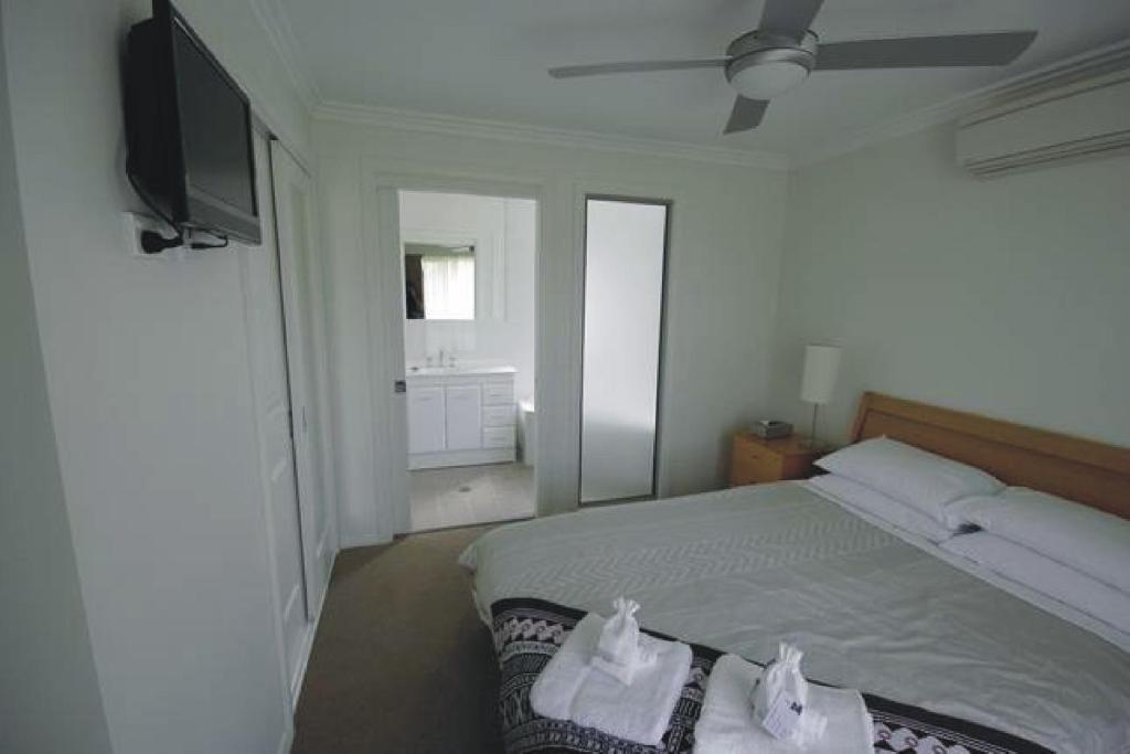 Broke Village Hideaway photo 1