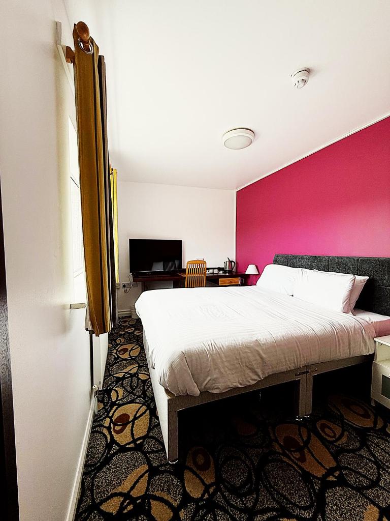PREMIER HOTEL not Premier Inn - Tap to explore photos