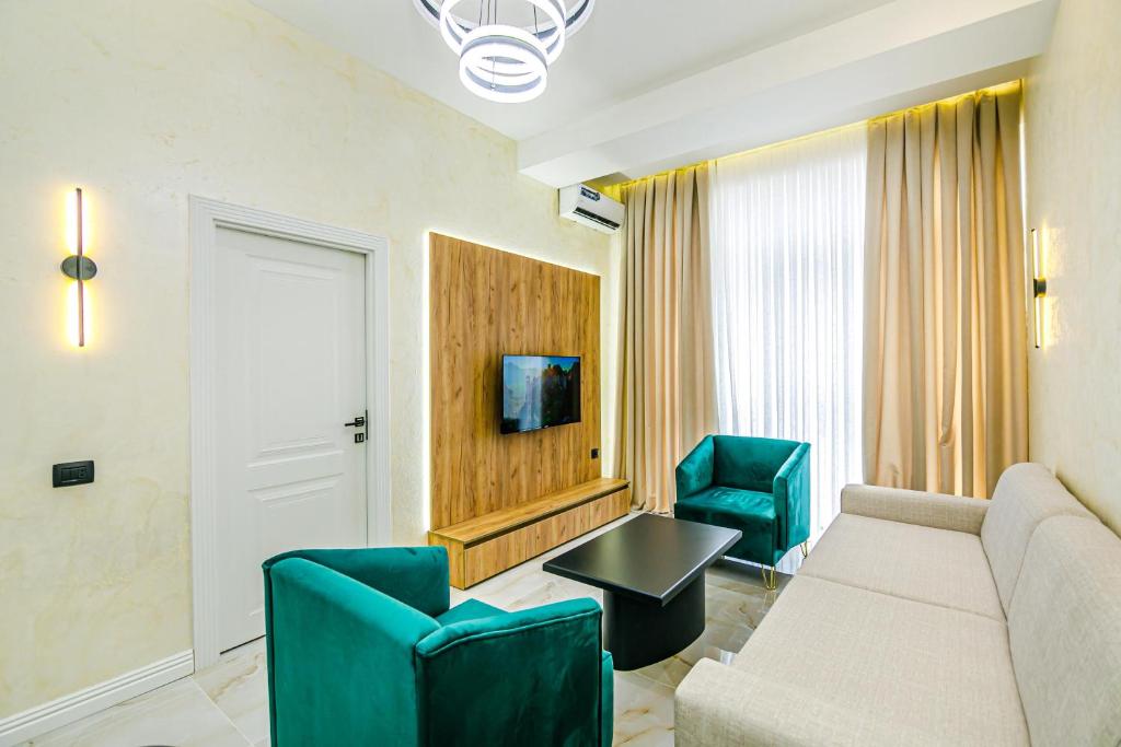 Sea Breeze Luxury Apartment with swimming pool photo 4