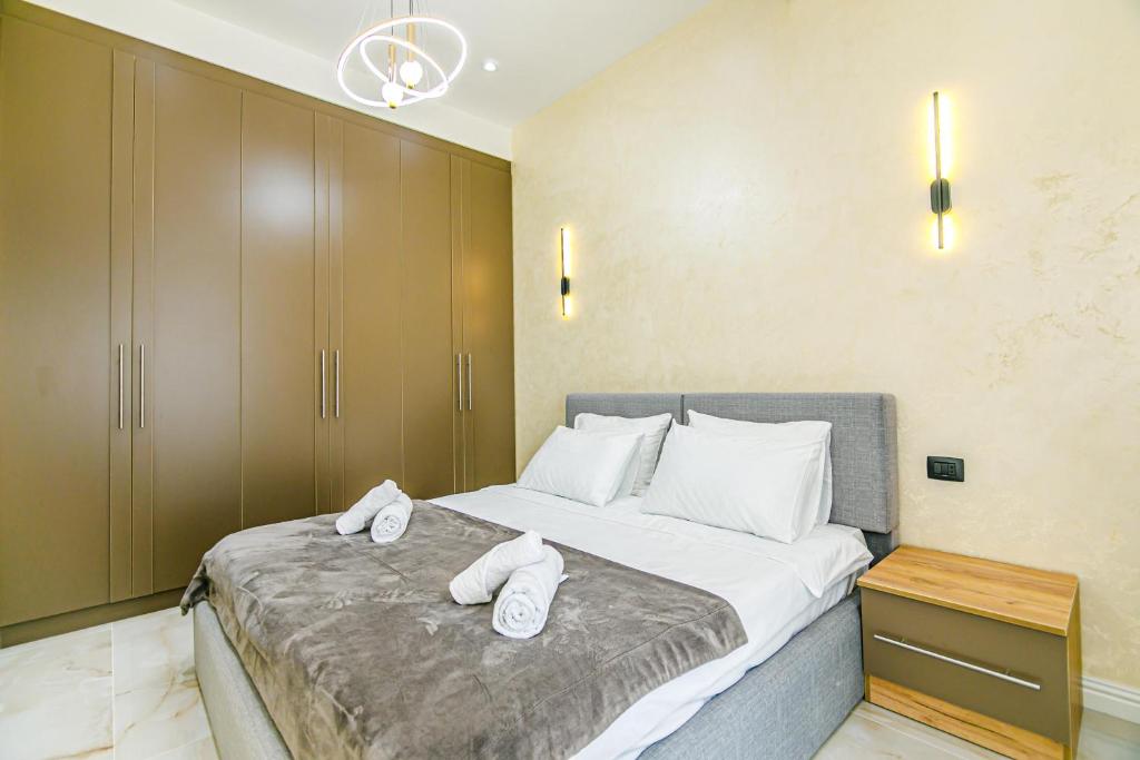 Sea Breeze Luxury Apartment with swimming pool photo 1