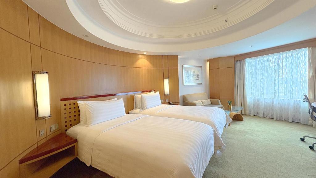 Makati Shangri-La Room Type - Deluxe Twin Room