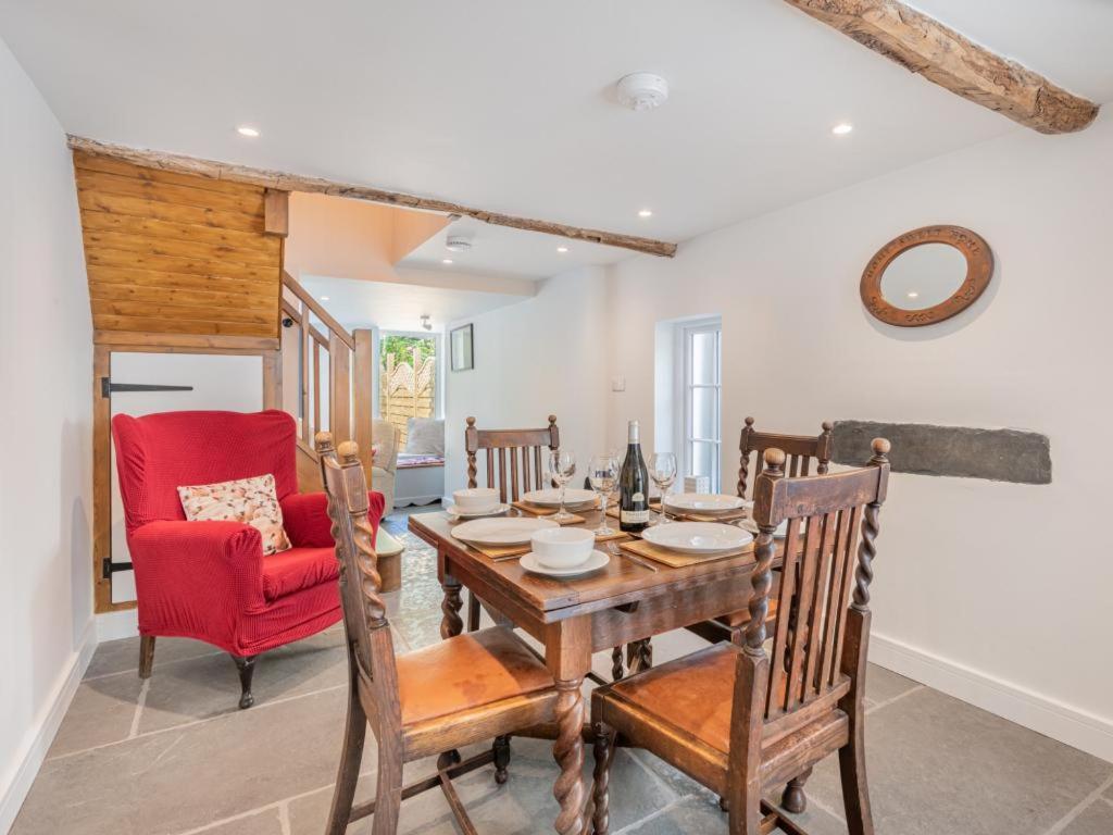 2 Bed in Kendal oc-sz590 - Tap to explore photos