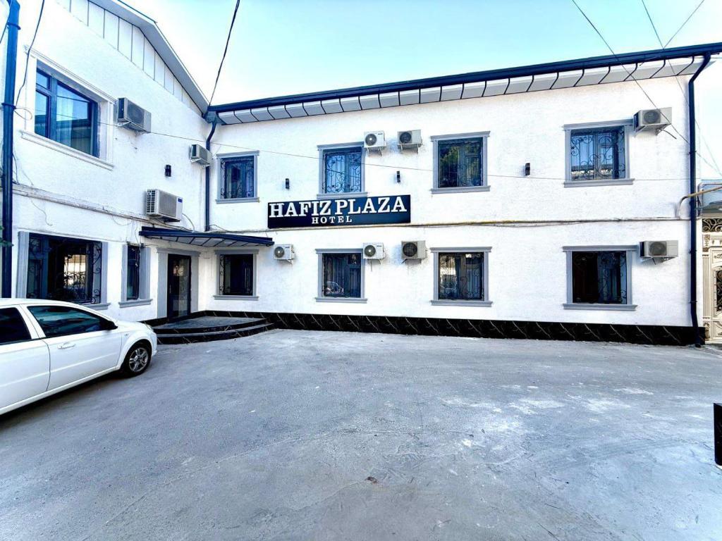Hafiz Plaza Hotel - Tap to explore photos
