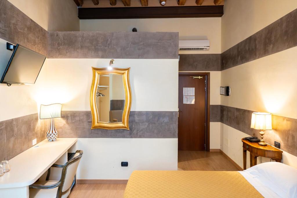 Boutique Hotel Scalzi - Adults Only - Tap to explore photos