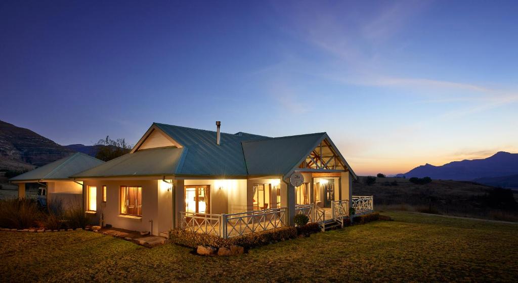 Dynasty Red Mountain Ranch photo 1