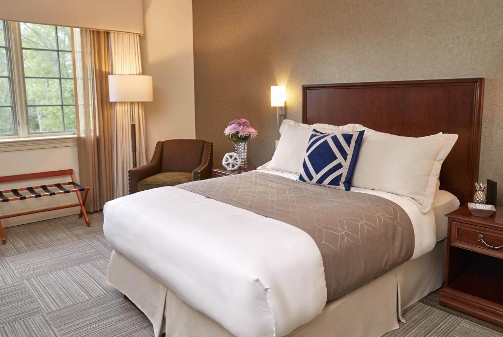 Rizzo Center, a Destination by Hyatt Hotel - Tap to explore photos