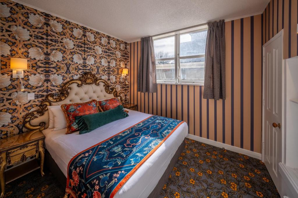 Prince's Gate Hotel Room Type - Two-Bedroom Suite
